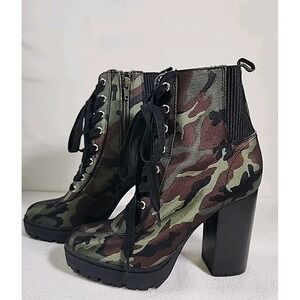 Steve Madden Latch Camo Platform Ankle Boots Camouflage Block Heel Size 7.5M